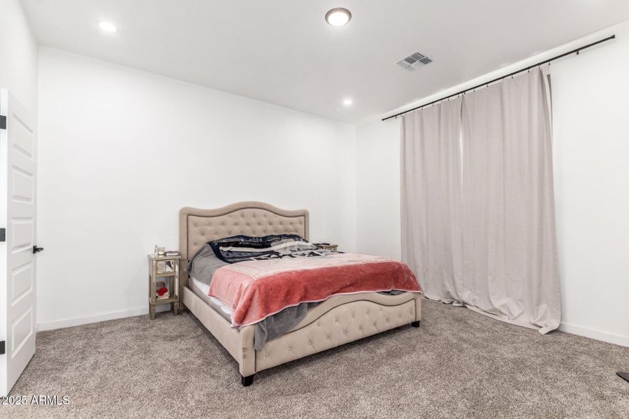 16 - 236th 16 - 236th