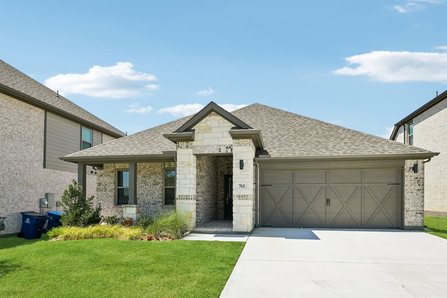Heisman home plan by Trophy Signature Homes Heisman home plan by Trophy Signature Homes