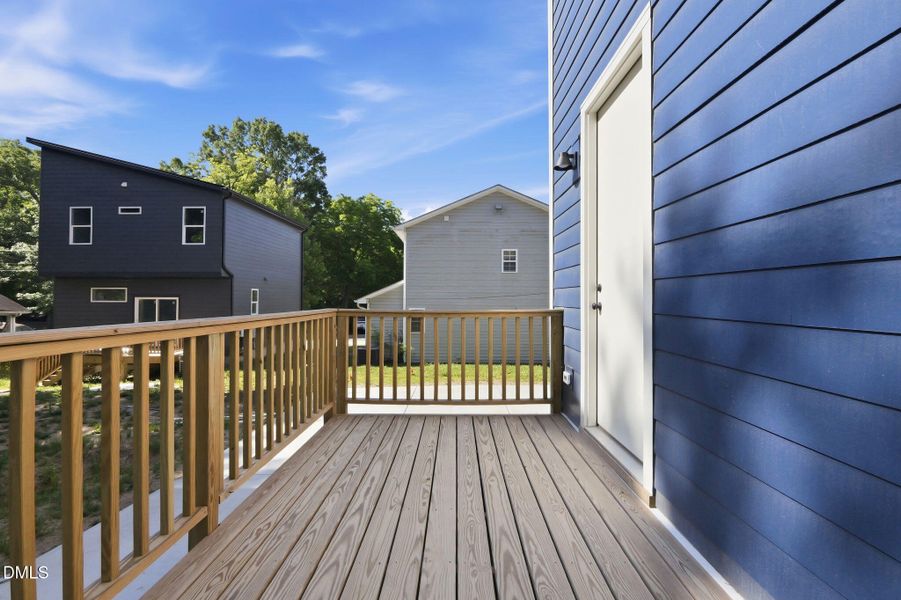 52-web-or-mls-P1127700 52-web-or-mls-P1127700