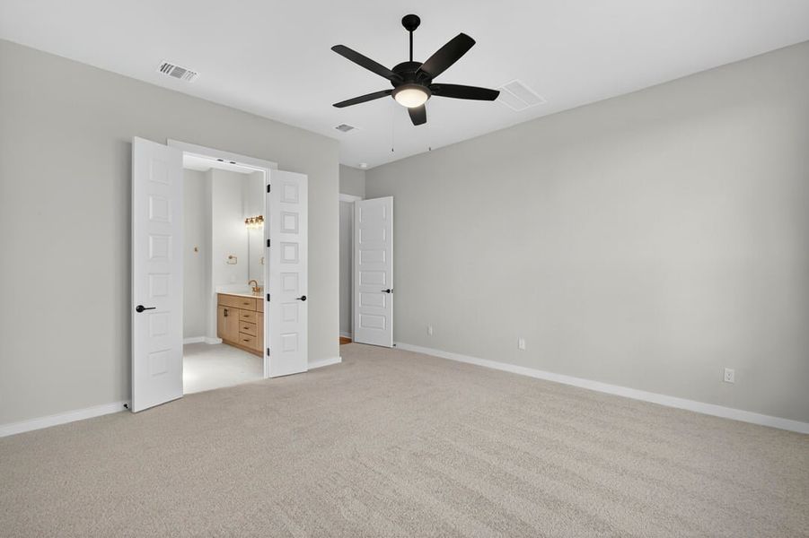 Spacious, unfurnished interior of a new home in Arbor Collection at Lariat, Liberty Hill (Image 38). Spacious, unfurnished interior of a new home in Arbor Collection at Lariat, Liberty Hill (Image 38).