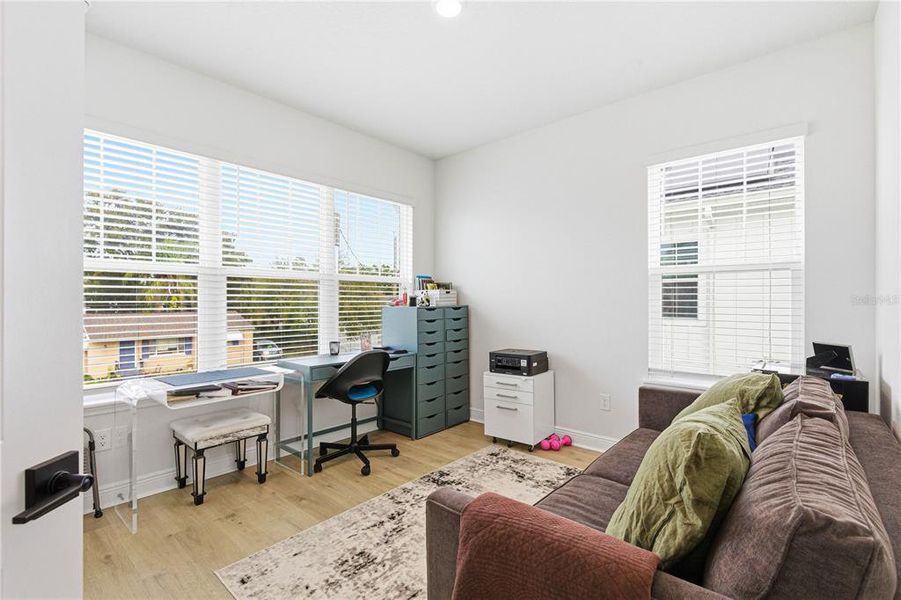 Furnished interior view inside a new home in , Tampa (Image 55). Furnished interior view inside a new home in , Tampa (Image 55).