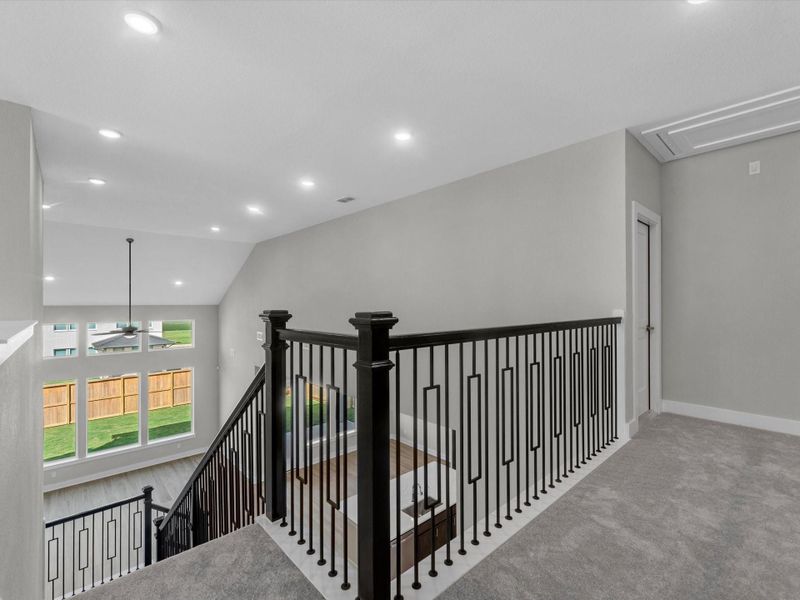 Spacious, unfurnished interior of a new home in Pecan Ridge, Fulshear (Image 18).
