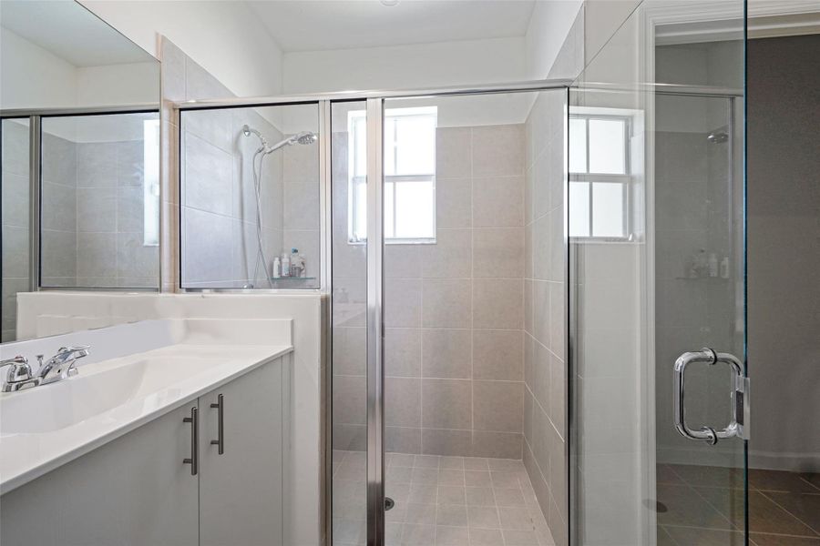 Furnished interior view inside a new home in , Homestead (Image 28).