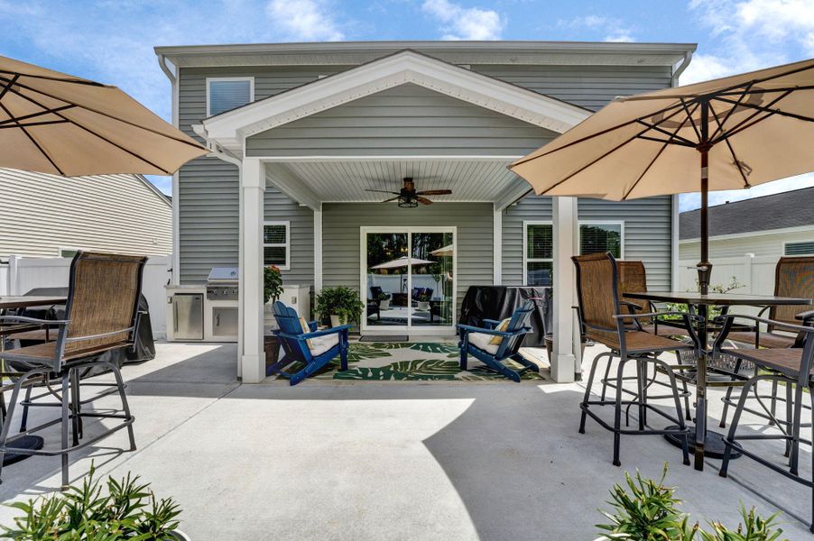 Exterior details and patio area of a home in , Hardeeville (Image 27).