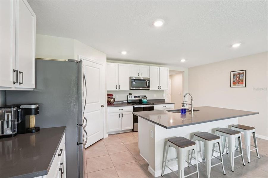 Furnished interior view inside a new home in North Park Isle, Plant City (Image 14).