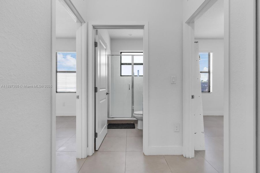 Image 35 of a home in Century Royal Homes.