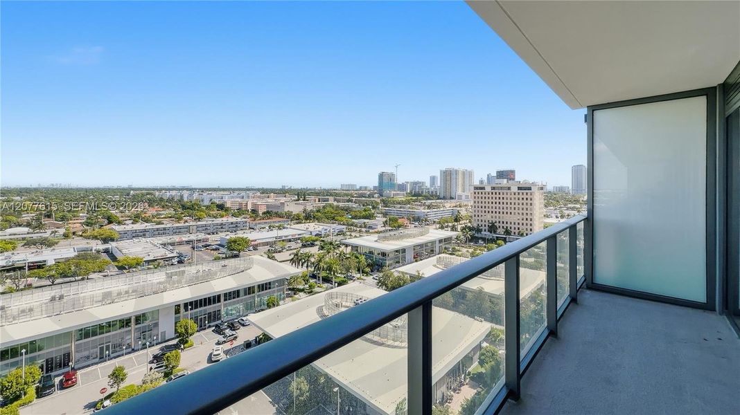 Condo located in Hallandale Beach, FL showcasing its design and architecture (Image 24).