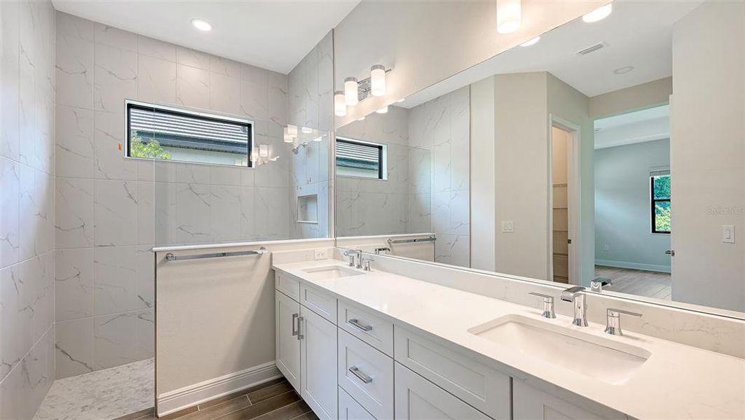 Furnished interior view inside a new home in Vistera of Venice, Nokomis (Image 7).