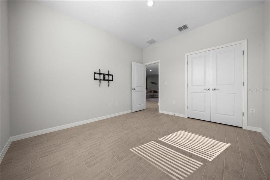 Spacious, unfurnished interior of a new home in Ocala, Ocala (Image 25).