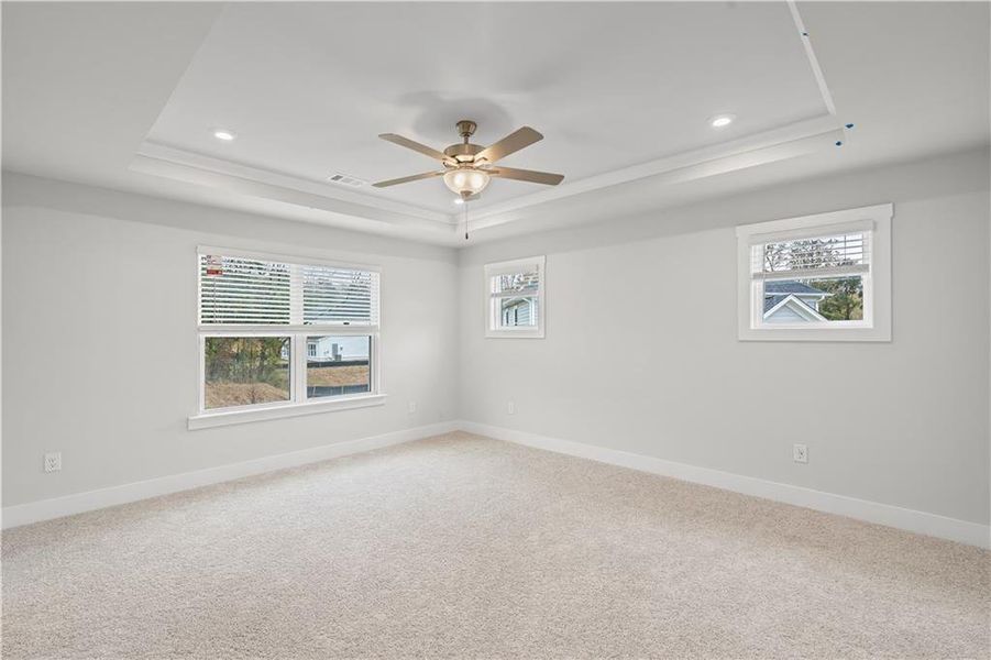 Spacious, unfurnished interior of a new home in Rose Creek, Cumming (Image 43).
