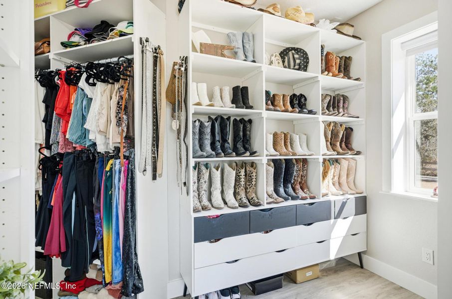 Close-up of interior finishes inside a home in , Palm Coast (Image 23). Close-up of interior finishes inside a home in , Palm Coast (Image 23).