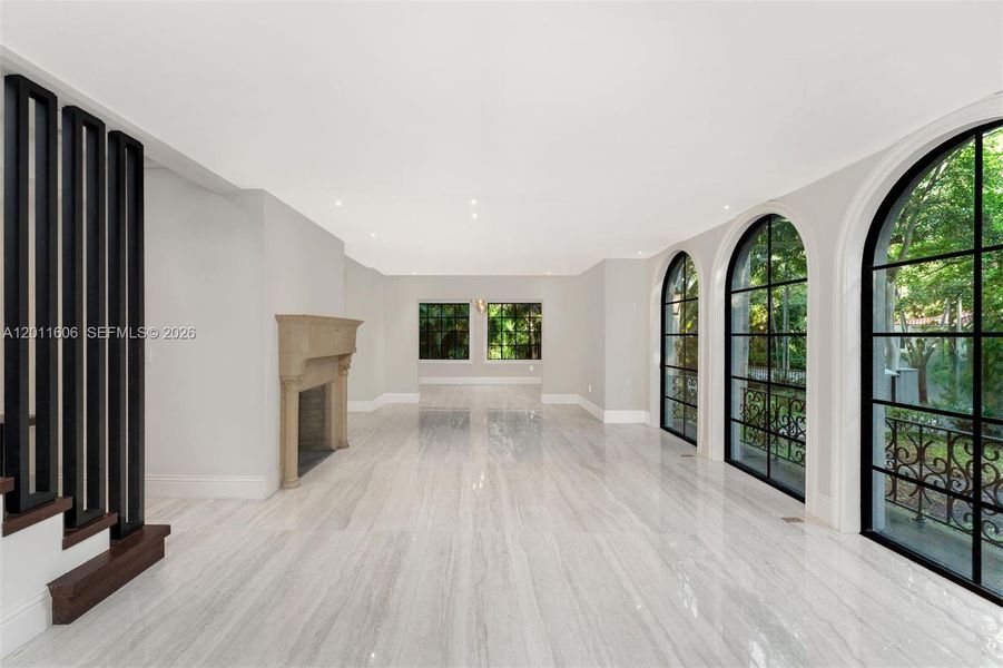 Spacious, unfurnished interior of a new home in , Miami (Image 52).