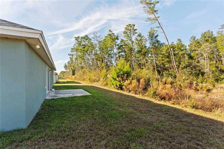 Exterior details and patio area of a home in , Ocala (Image 4).