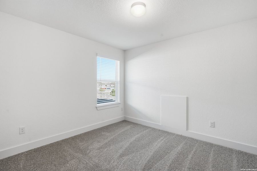 Spacious, unfurnished interior of a new home in Stillwater Ranch, San Antonio (Image 33). Spacious, unfurnished interior of a new home in Stillwater Ranch, San Antonio (Image 33).