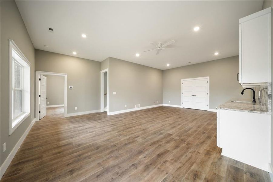 Spacious, unfurnished interior of a new home in , Talking Rock (Image 37). Spacious, unfurnished interior of a new home in , Talking Rock (Image 37).
