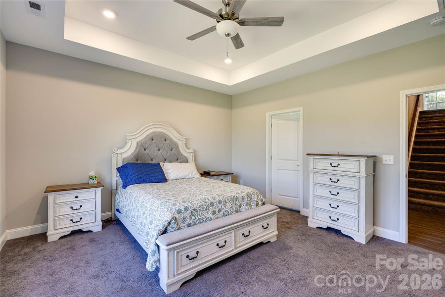 Furnished interior view inside a new home in , Bostic (Image 31).