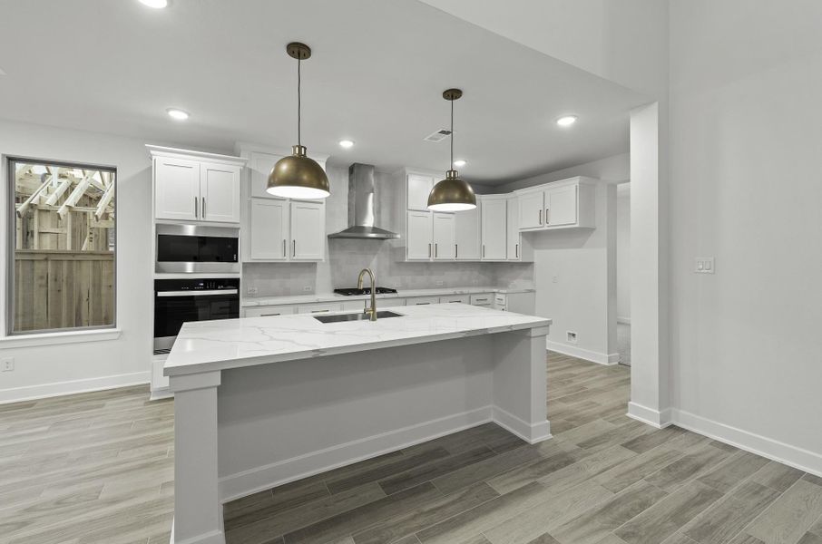 Representative image. Features, specifications, selections and colors may vary. Representative image. Features, specifications, selections and colors may vary.