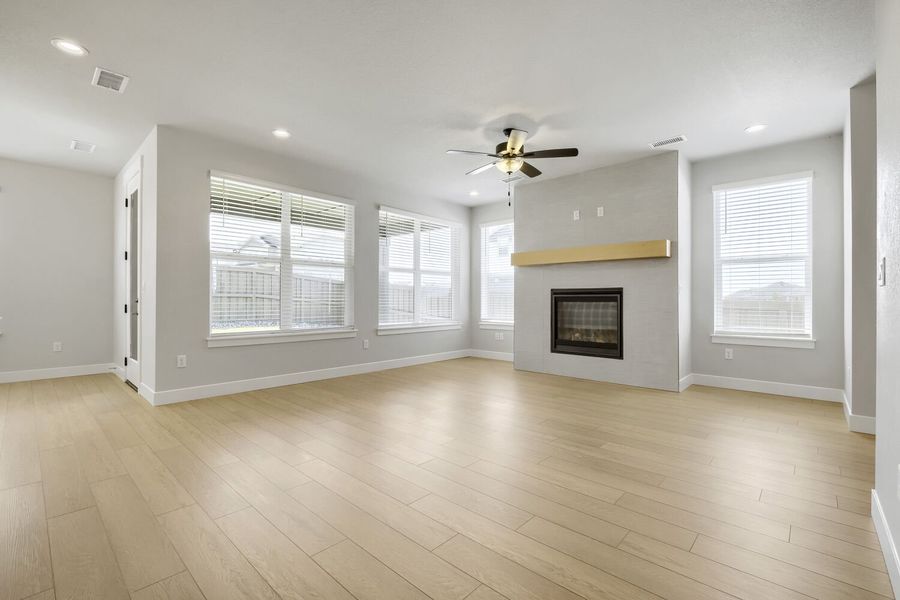 8003 Manor - Living Area