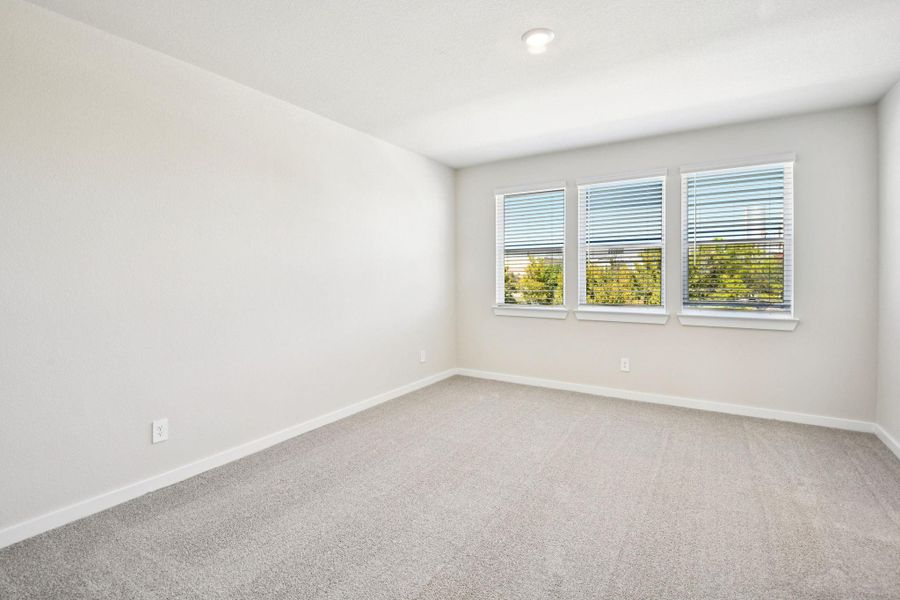 Photo is not of the actual home, but is an inspirational photo of builder’s model home and may depict options, furnishings, and/or decorator features that are not included Photo is not of the actual home, but is an inspirational photo of builder’s model home and may depict options, furnishings, and/or decorator features that are not included