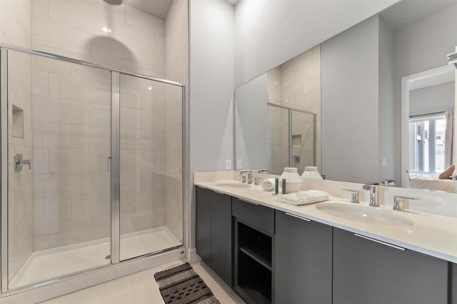 Furnished interior view inside a new home in , Kissimmee (Image 15).