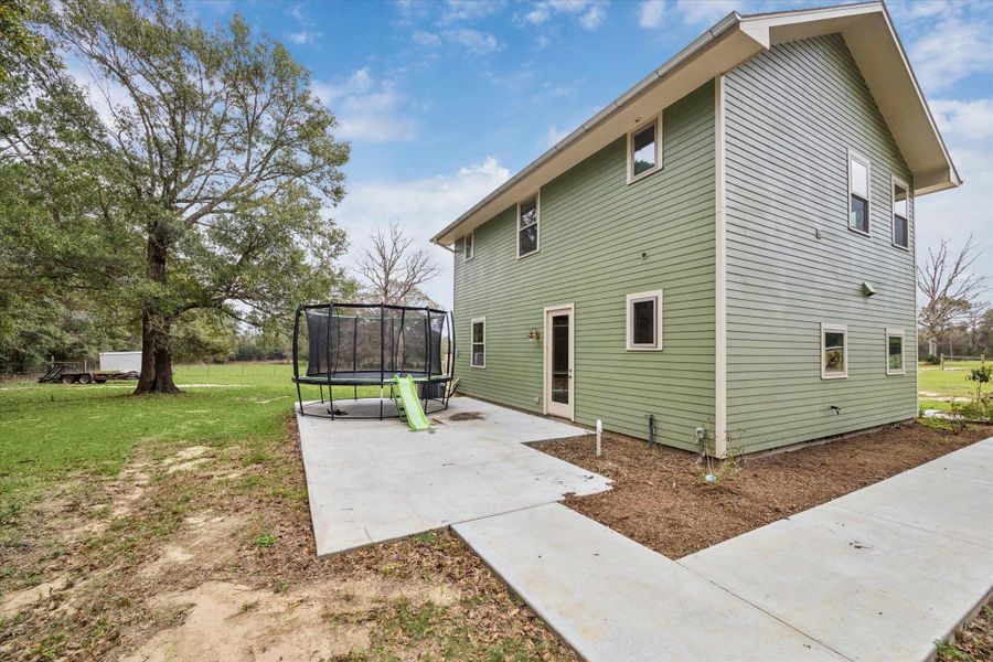 Exterior details and patio area of a home in , Cleveland (Image 22).