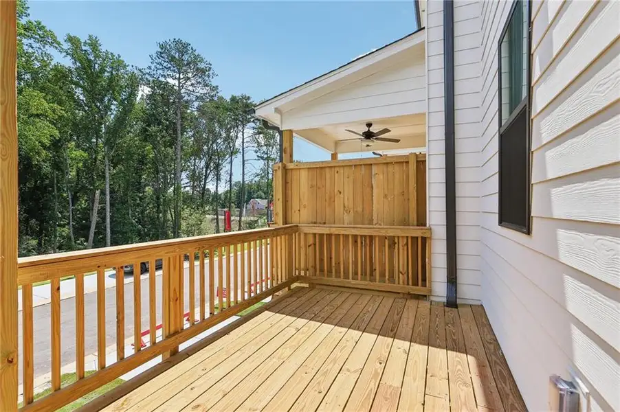 Exterior details and patio area of a home in Alder Creek, Cumming (Image 3).