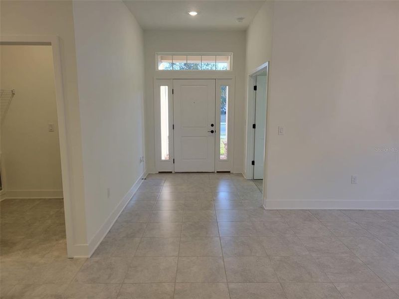 Spacious, unfurnished interior of a new home in Arbor Park, Leesburg (Image 17). Spacious, unfurnished interior of a new home in Arbor Park, Leesburg (Image 17).
