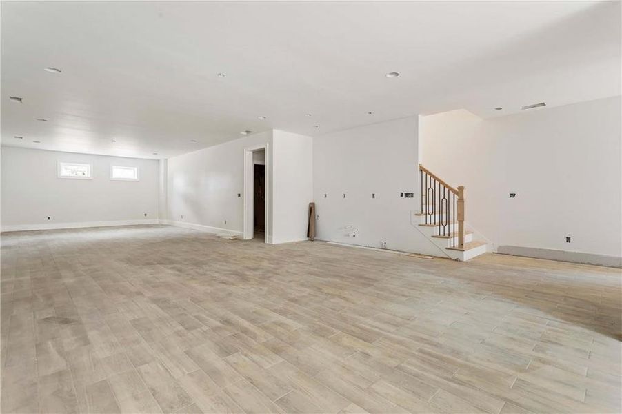 Spacious, unfurnished interior of a new home in , Suwanee (Image 21).