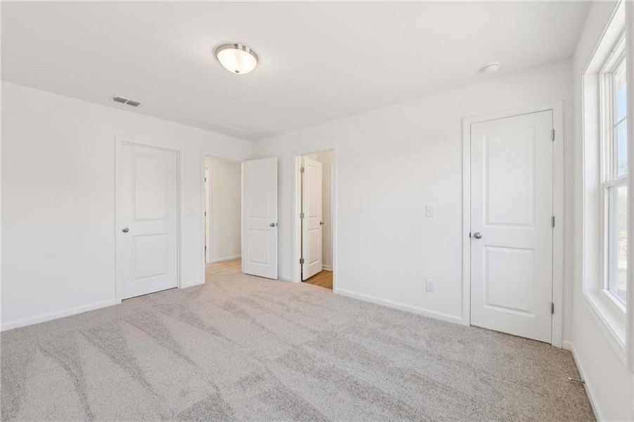 Spacious, unfurnished interior of a new home in The Estates at Casteel, Bethlehem (Image 17).