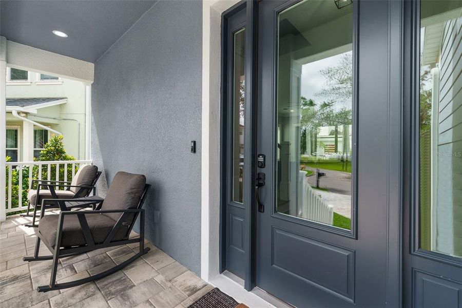 Exterior details and patio area of a home in , Tampa (Image 22).