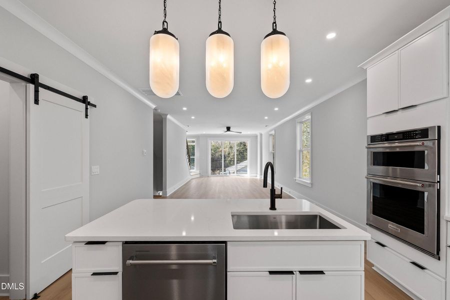 28-219 S West St_2237