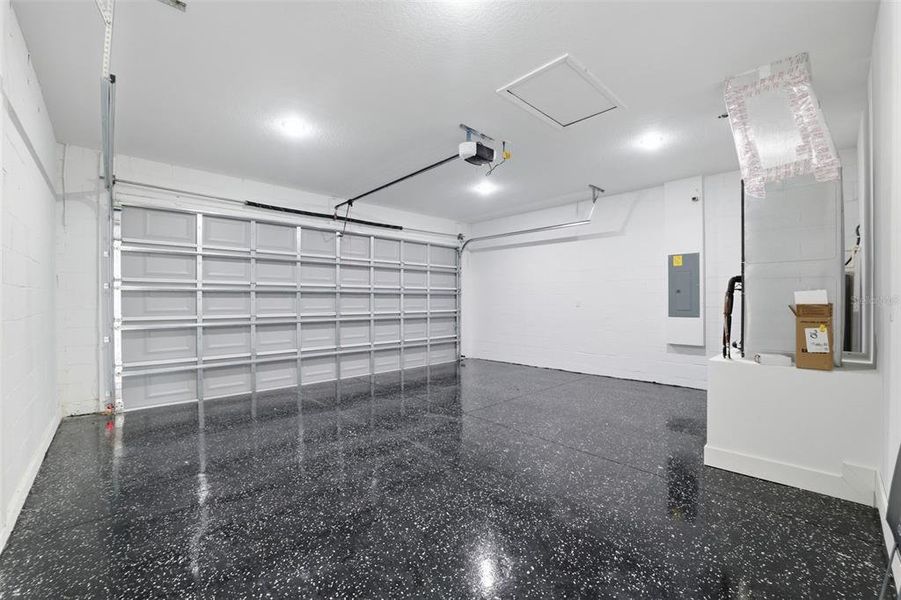 Spacious, unfurnished interior of a new home in , Citrus Springs (Image 32). Spacious, unfurnished interior of a new home in , Citrus Springs (Image 32).