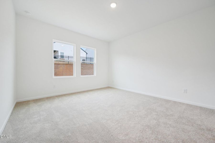 28-web-or-mls-Salers Loop-S0601-028 28-web-or-mls-Salers Loop-S0601-028