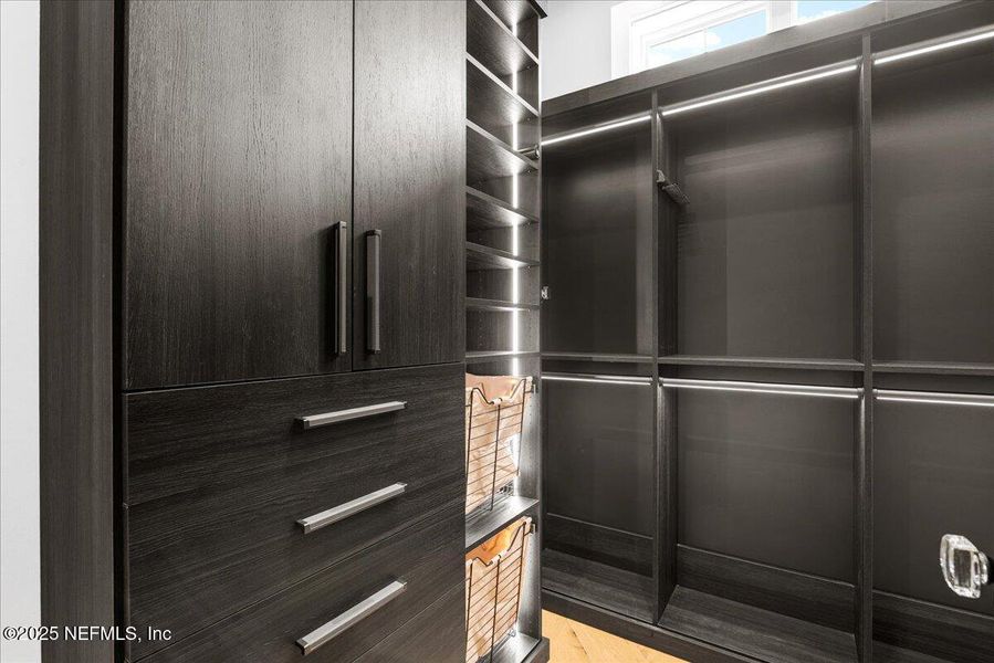 Close-up of interior finishes inside a home in , Jacksonville Beach (Image 18).