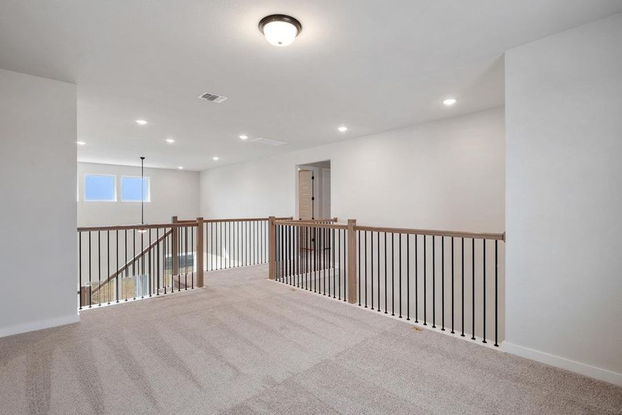 Spacious, unfurnished interior of a new home in Lagos Reserve, Manor (Image 30).