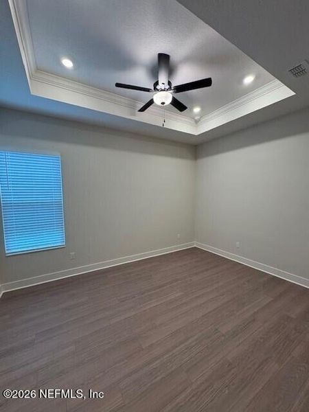 Spacious, unfurnished interior of a new home in Stables at Cary Forest, Bryceville (Image 10).