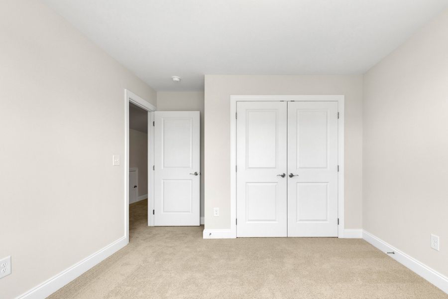 Spacious, unfurnished interior of a new home in Rutherford, Columbia (Image 40). Spacious, unfurnished interior of a new home in Rutherford, Columbia (Image 40).