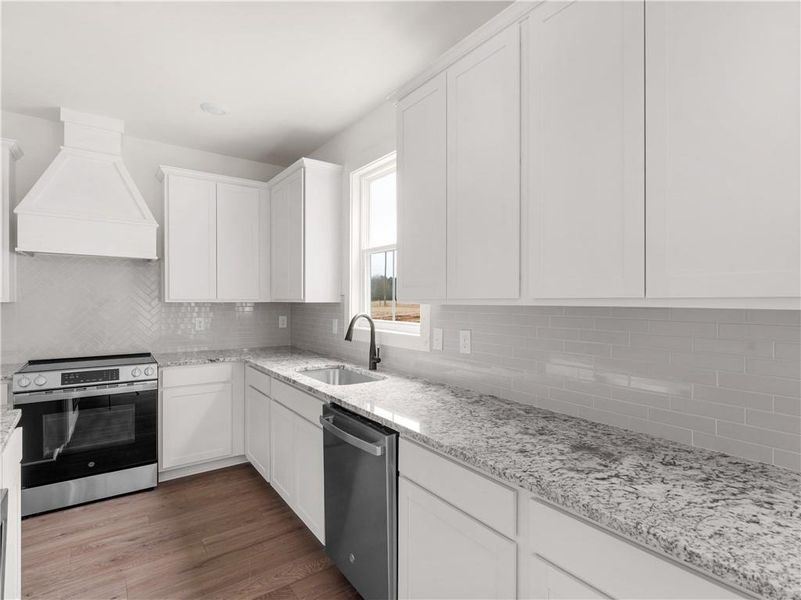 Furnished interior view inside a new home in , Mansfield (Image 7).