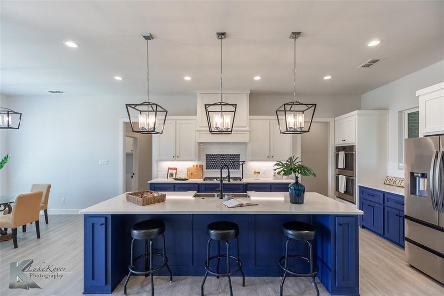 Furnished interior view inside a new home in , Abilene (Image 8).