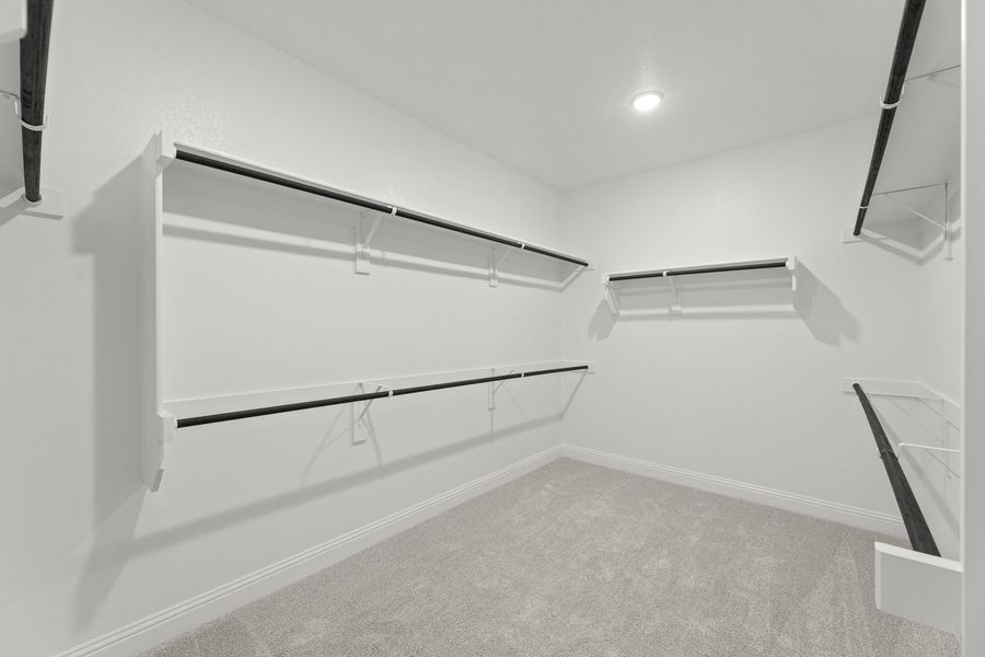 Spacious, unfurnished interior of a new home in Park Hills, Rockwall (Image 28). Spacious, unfurnished interior of a new home in Park Hills, Rockwall (Image 28).