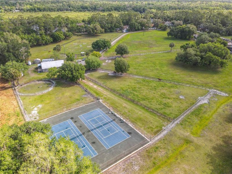 Community amenities in , Enterprise (Image 50).