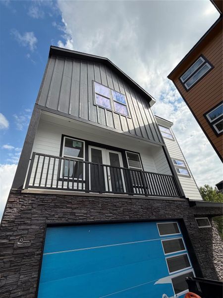 Image 12 of a home in . Image 12 of a home in .