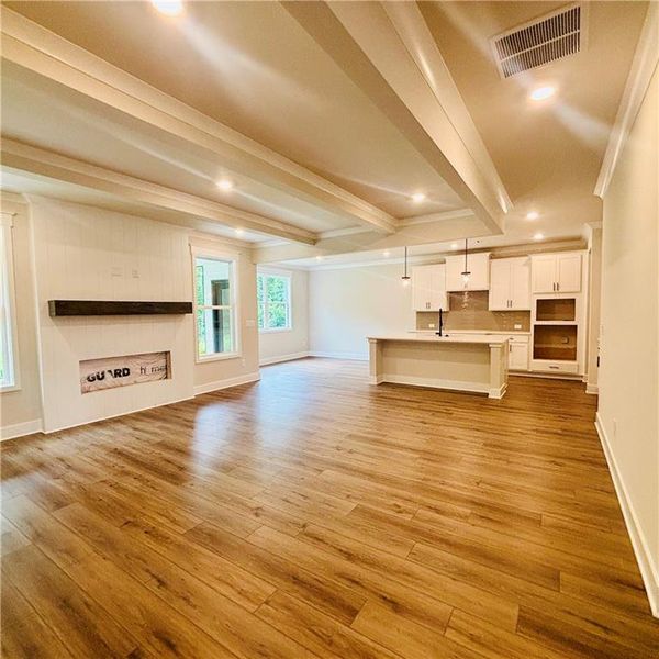 Spacious, unfurnished interior of a new home in Rosewood Lake Estates, Hoschton (Image 12). Spacious, unfurnished interior of a new home in Rosewood Lake Estates, Hoschton (Image 12).