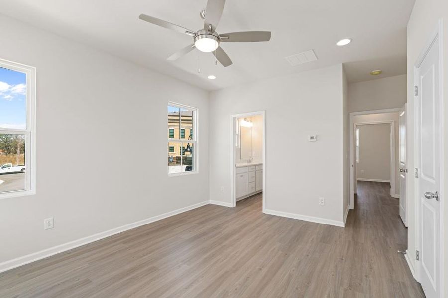 Spacious, unfurnished interior of a new home in Harmony, Auburn (Image 32).