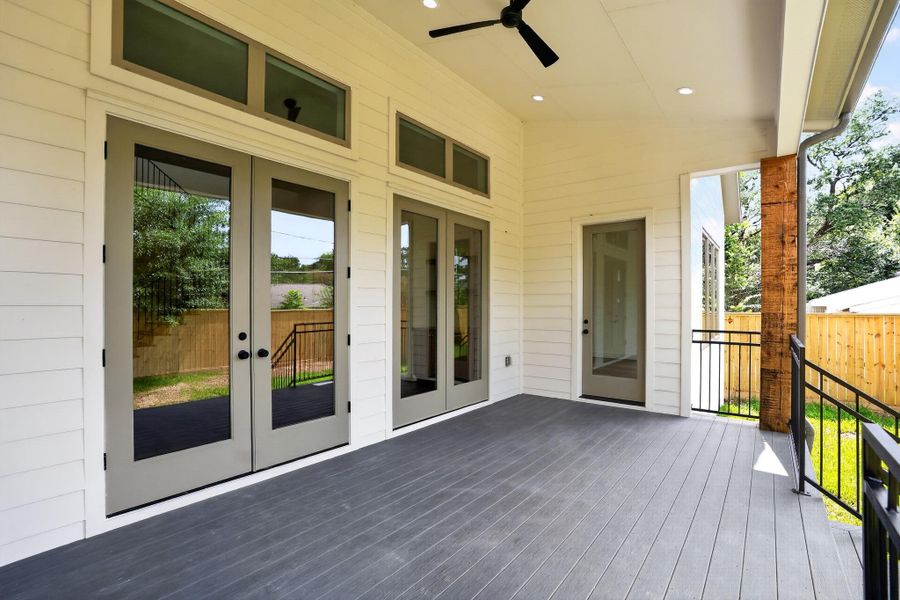 Exterior details and patio area of a home in , Houston (Image 22).