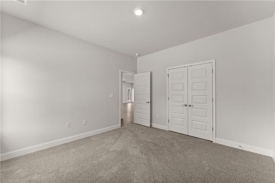 Spacious, unfurnished interior of a new home in Wood Creek Landing, Leland (Image 30).