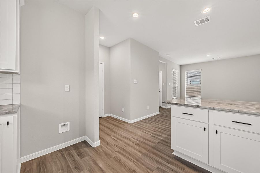 Spacious, unfurnished interior of a new home in La Segarra, Brookshire (Image 31). Spacious, unfurnished interior of a new home in La Segarra, Brookshire (Image 31).