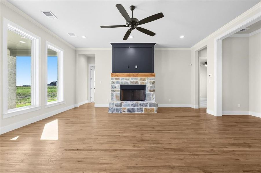 Spacious, unfurnished interior of a new home in , Venus (Image 23). Spacious, unfurnished interior of a new home in , Venus (Image 23).