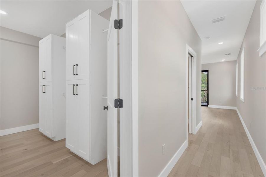 Spacious, unfurnished interior of a new home in , Tampa (Image 16). Spacious, unfurnished interior of a new home in , Tampa (Image 16).