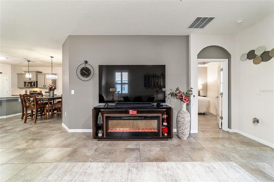 Furnished interior view inside a new home in , Ocala (Image 7).